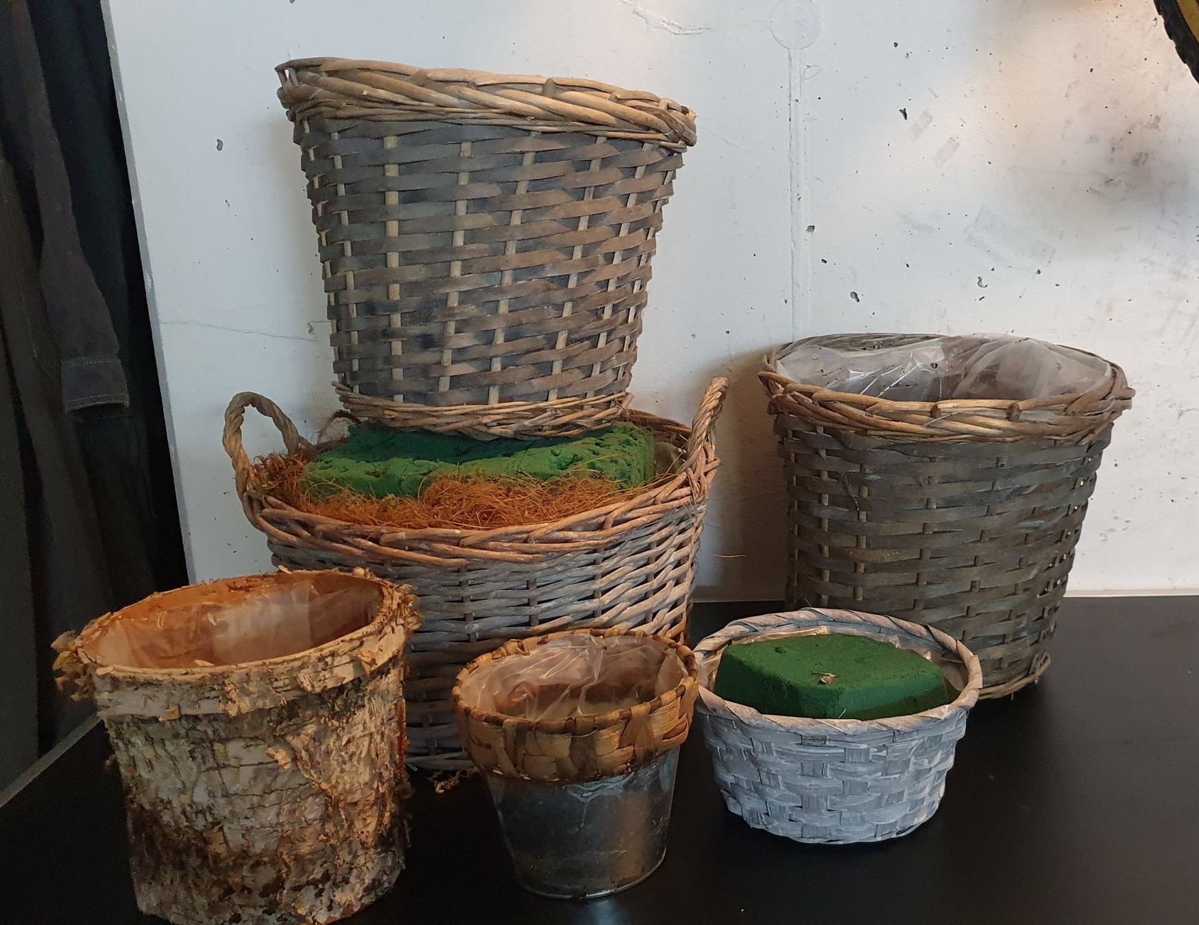 Autres articles pour la maison: Uebertöpfe Körbe – D'occasion à Wattwil par Dato1
