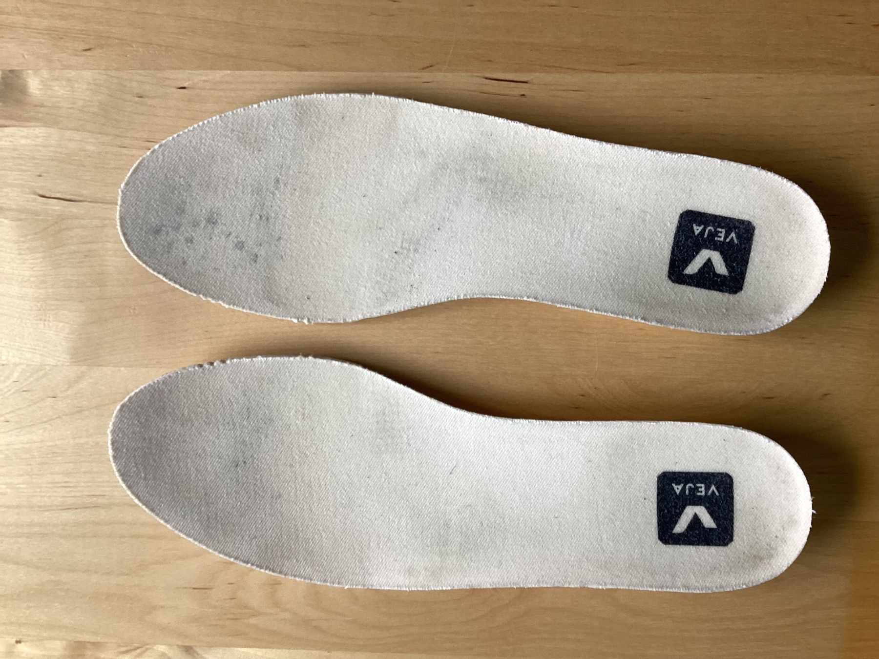 Veja Scarpe da donna: Veja NOVA CANVAS Turnschuhe Aus Stoff, 40 – Usato da Lenzburg venduto da dbr_hf8w 5