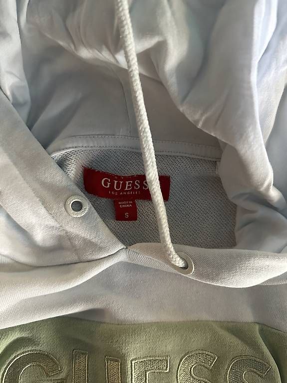 Maglioni & Felpe: Guess Pullover S – Usato da Interlaken venduto da raphael26 1