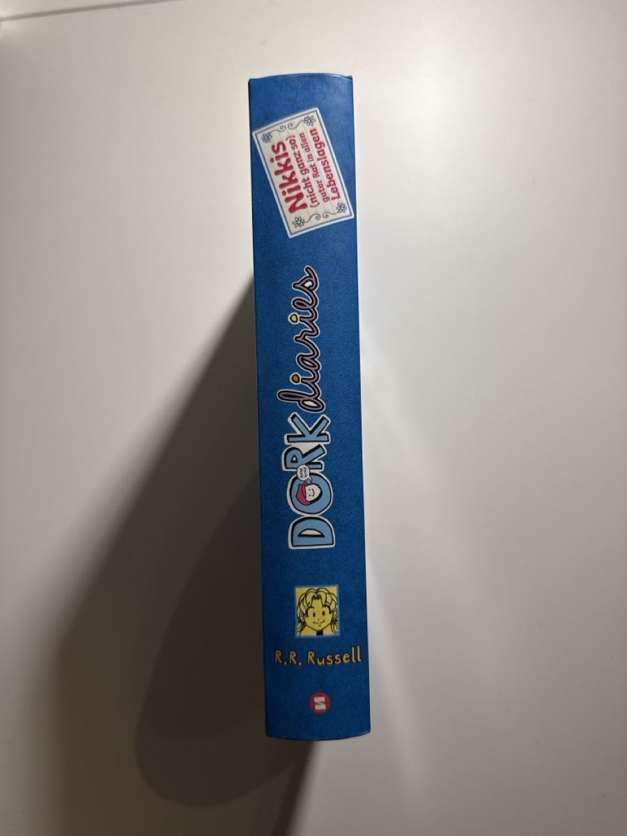 Bücher: Dork Diaries – Gebraucht aus Schlieren von sharu_02 1