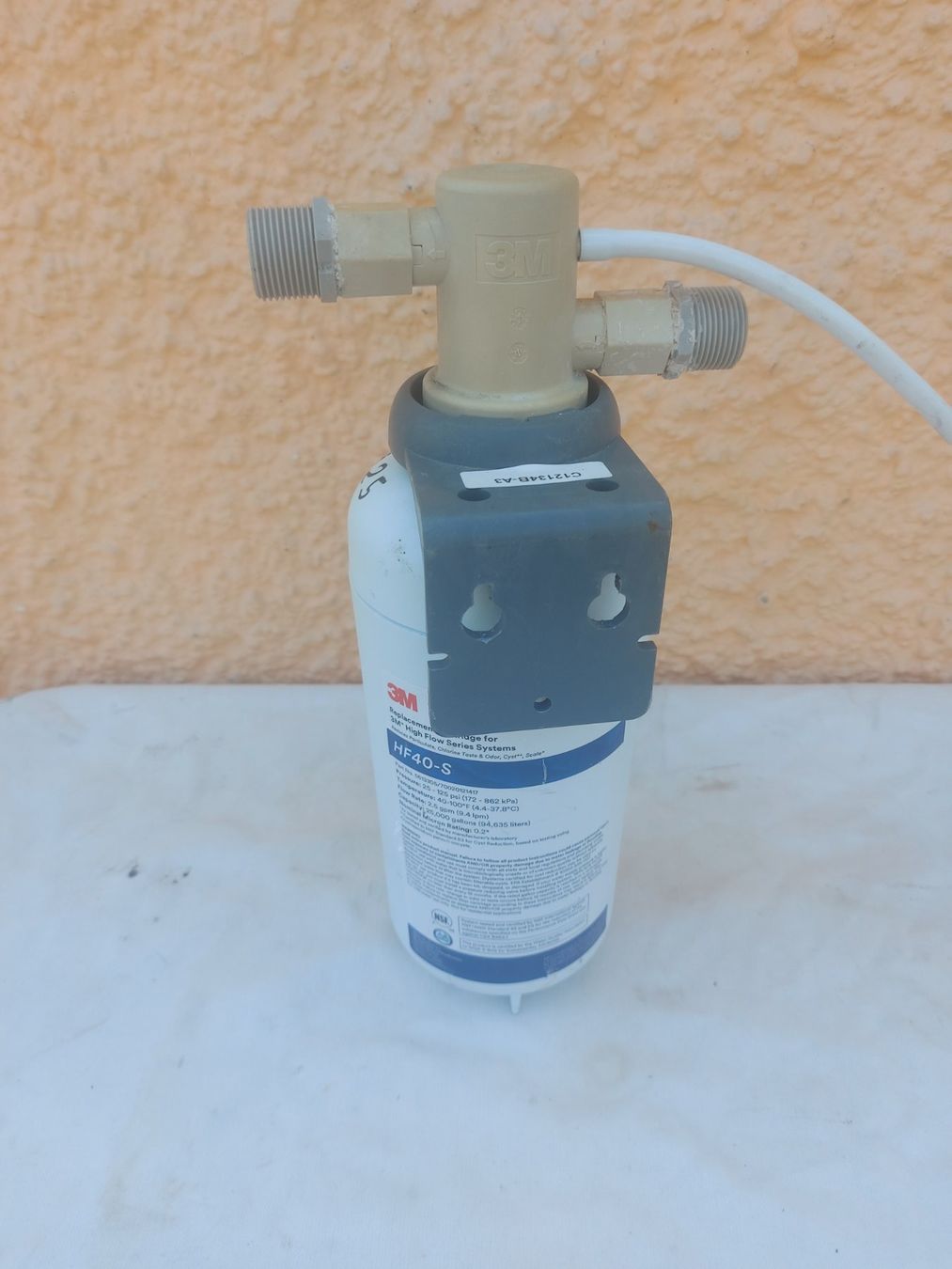 Installations sanitaires: 3M HF40-S Wasserfiltersystem – D'occasion à Rheinau par profitronic.shop