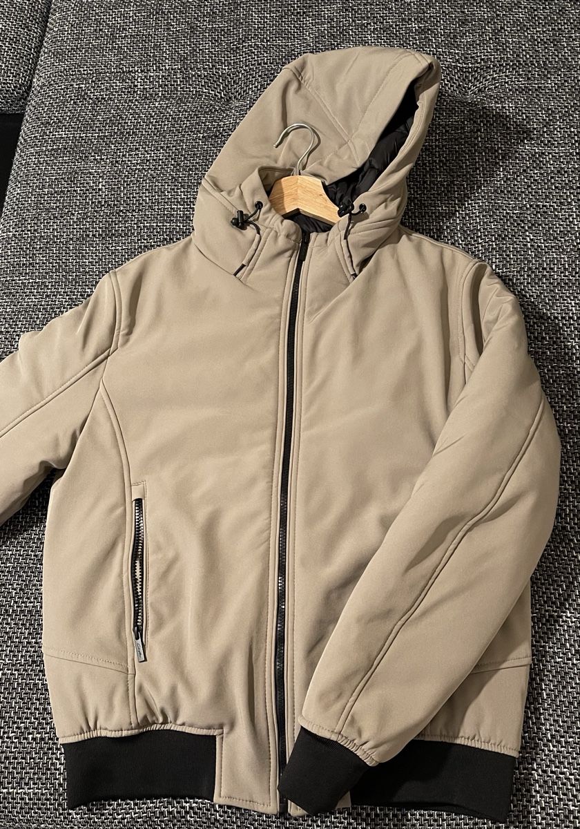 Giacche: Clayton Herrenjacke Grösse M – Usato da Kriens venduto da N-W