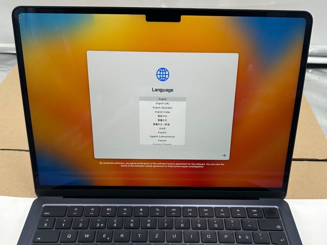 Apple Notebook: MacBook Air 13" (Mid 2022), Apple M2 (8-Core CPU/8-Core GPU) – Usato da Birmenstorf AG venduto da Distronics_SchweizAG 1