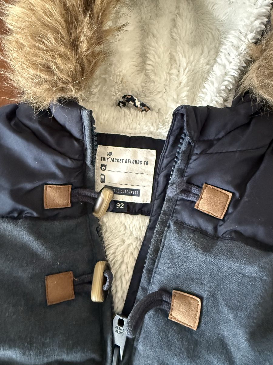 Zara Jacken & Mäntel: Zara Winterjacke Gr. 92 – Gebraucht aus Kreuzlingen von hae23 1