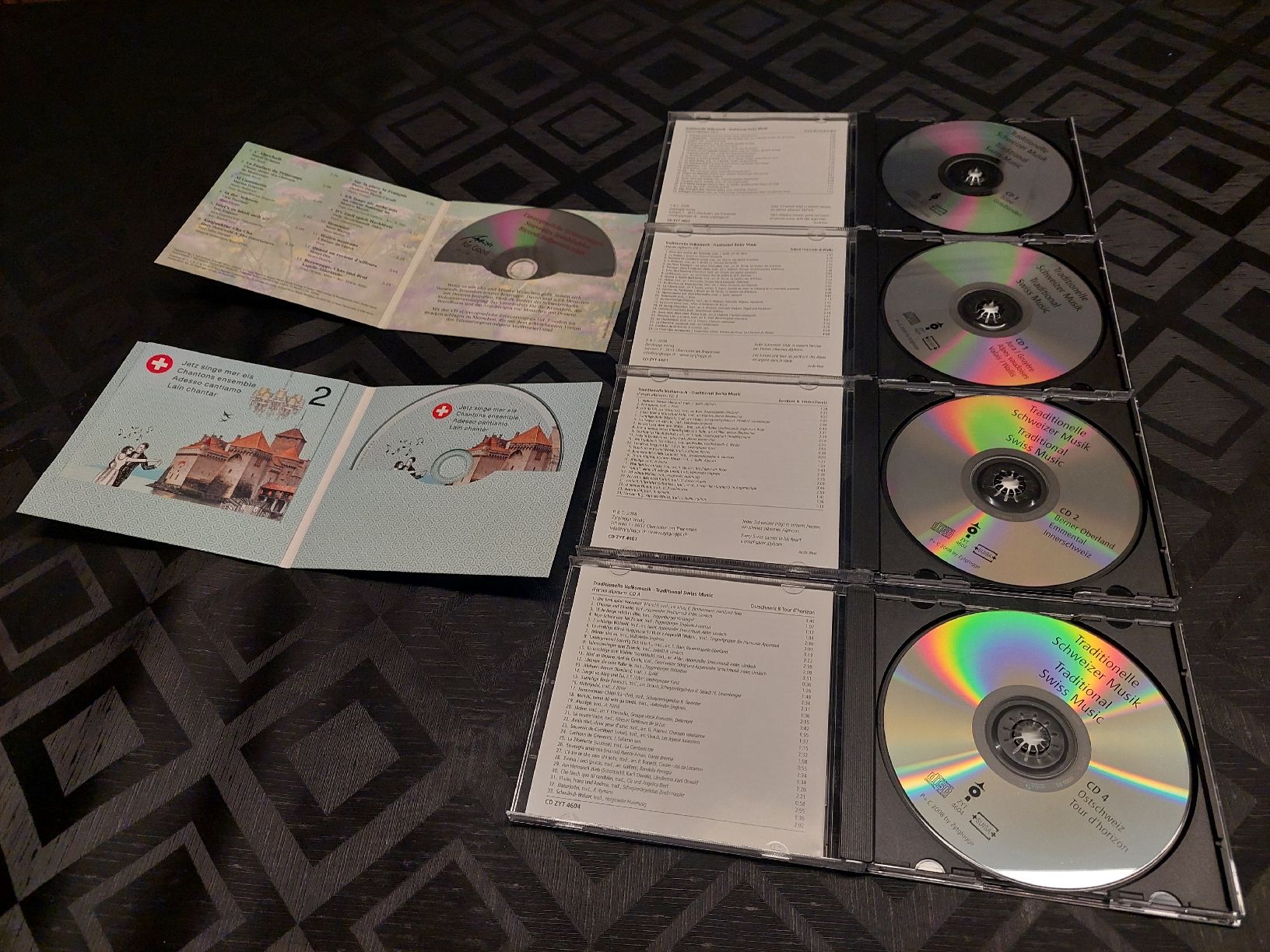 CD: 6 CDs Traditionelle CH Musik – Usato da Zetzwil venduto da lanst08 2
