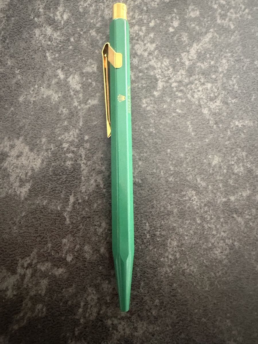 Caran D'Ache Stylos & Marker: Stylo rare vert Rolex – Neuf (Voir description) à Péry par Jessie.barbier 1