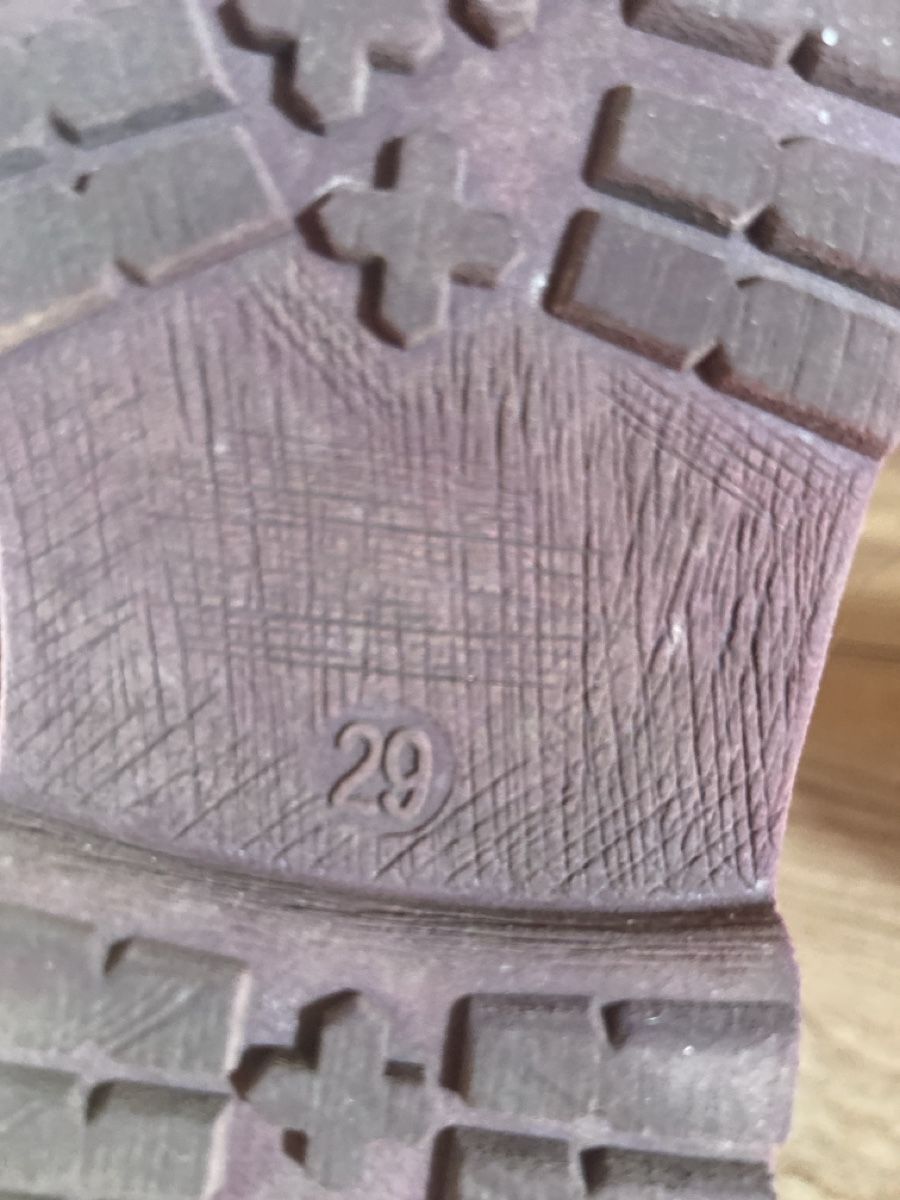 Scarpe per ragazzi: Lack-Boots Gr. 29, Herbst-Schnäppchen! – Usato da Murten venduto da februari 2