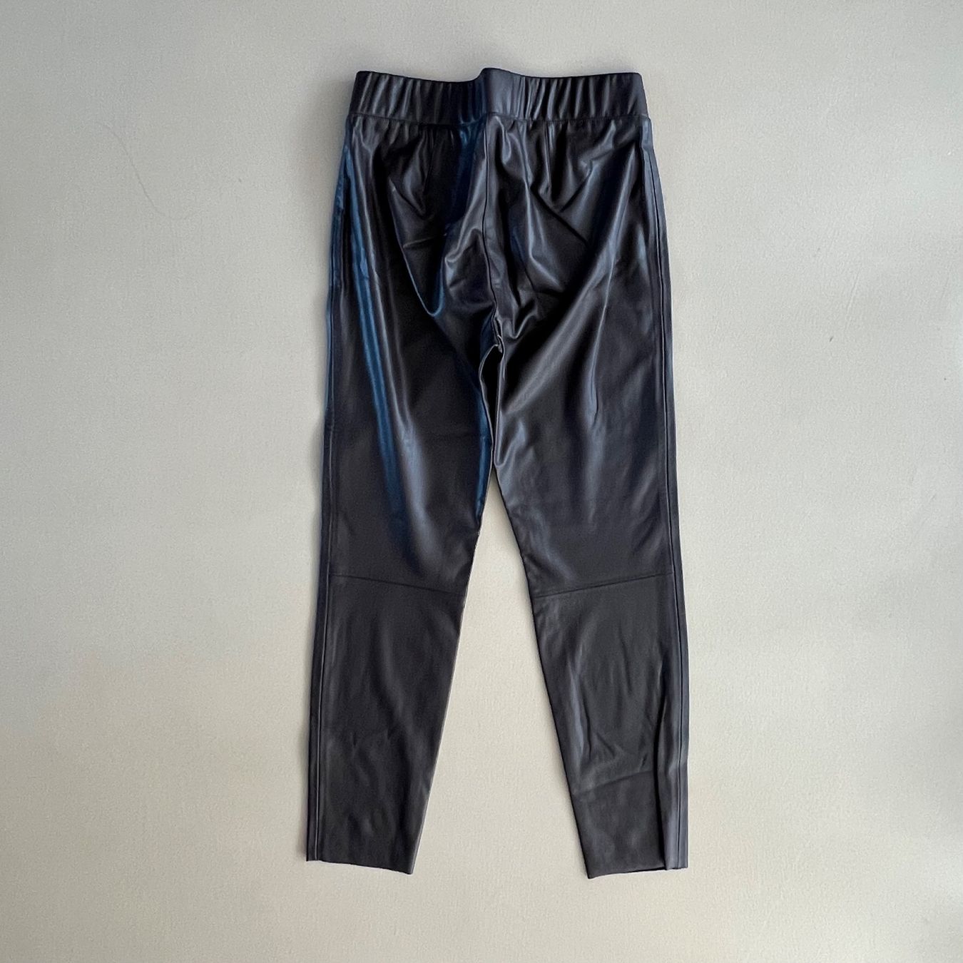 Gerry Weber Pantaloni: neue GERRY WEBER EDITION Kunstleder Hose – Nuovo e nell'imballaggio originale da Zürich venduto da ClosetQueen 6