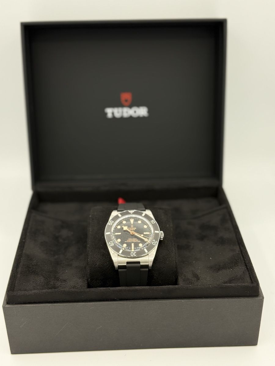 Bracciali & Braccialetti: Tudor Black , neuwertig, Top Zustand! – Nuovo (secondo la descrizione) da Effretikon venduto da LimmatGold 2