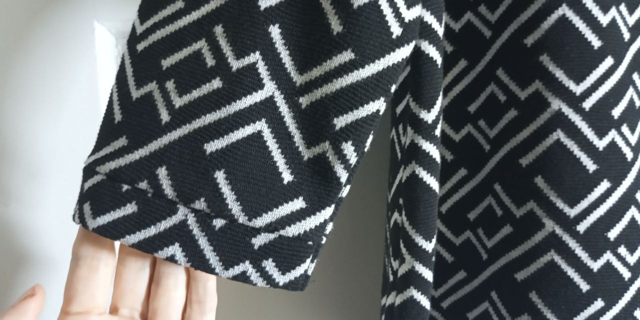 Pullover & Sweatshirts: NEU Moderner Pullover mit Muster 38 zu Odd Molly – Gebraucht aus St. Gallen von Hereplaysmusic 3
