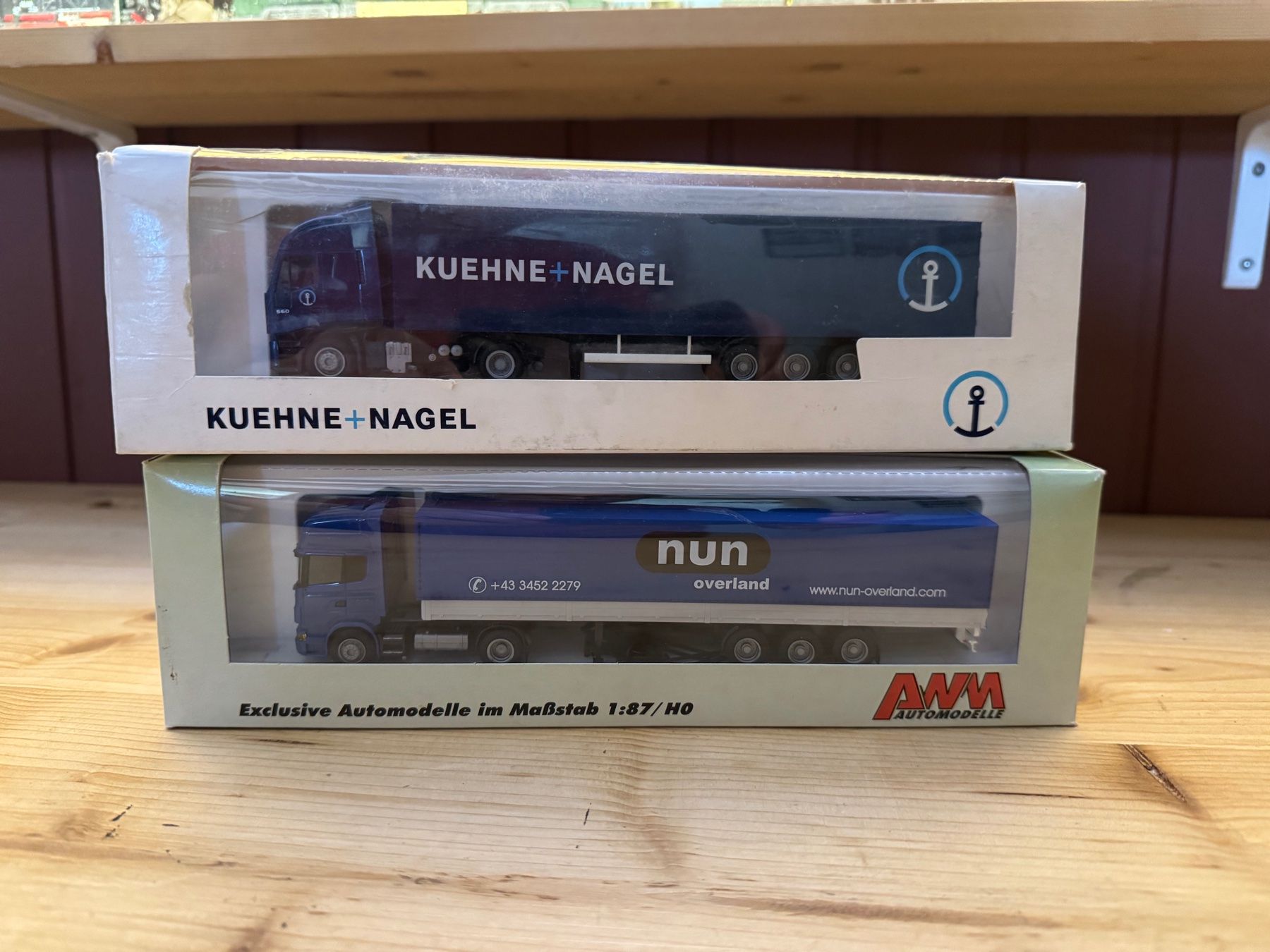 AWM Kit di modellismo & Modellini statici: 2 LKW's Modell 1:87 – Nuovo e nell'imballaggio originale da Klarsreuti venduto da Sbirolipiero