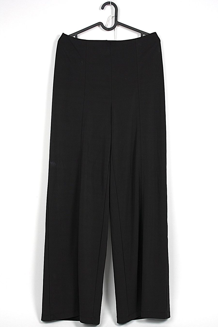 Pantaloni: Schwarze Hose Grösse: M – Usato da Zollikofen venduto da Restwert_Zollikofen 2