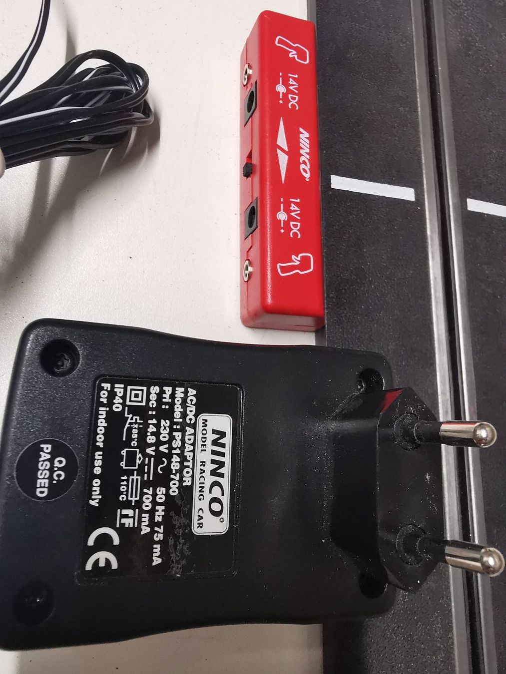 Ninco Piste: 1xNinco Analog Anschlussschiene 40cm mit Trafo – Usato da Winterthur venduto da Lonpos1 4