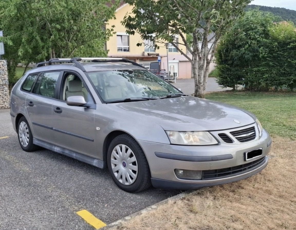 Saab Automobili: Saab 9-3 1.9 Tid Kombi Automat  – Usato da Villarepos venduto da BestDeals52 1