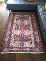 Original 40 year old Persian rug - can be visited - excellet
