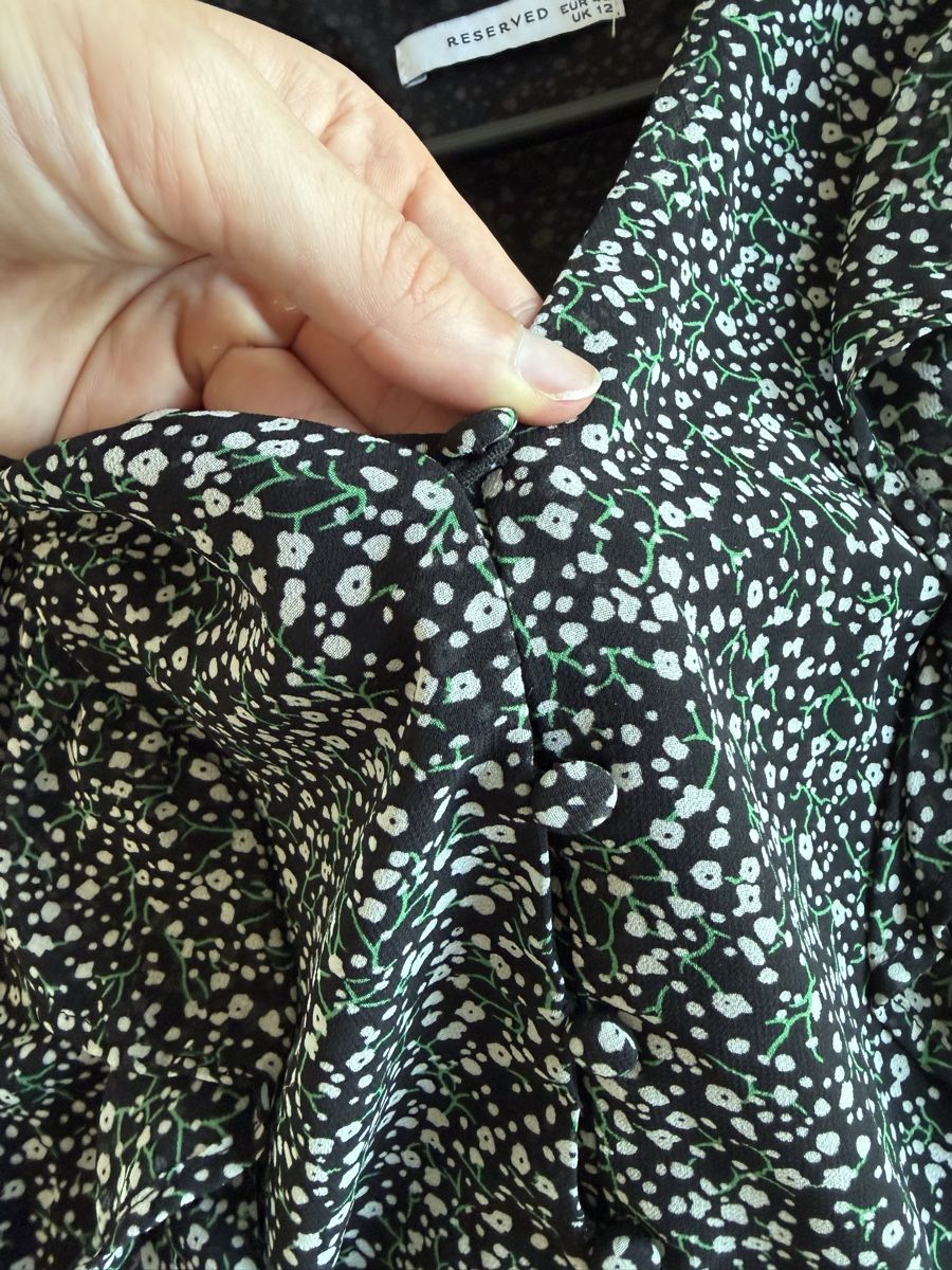 Kleider: Kleid RESERVED | Grösse 40  – Gebraucht aus Winterthur von saram26 4