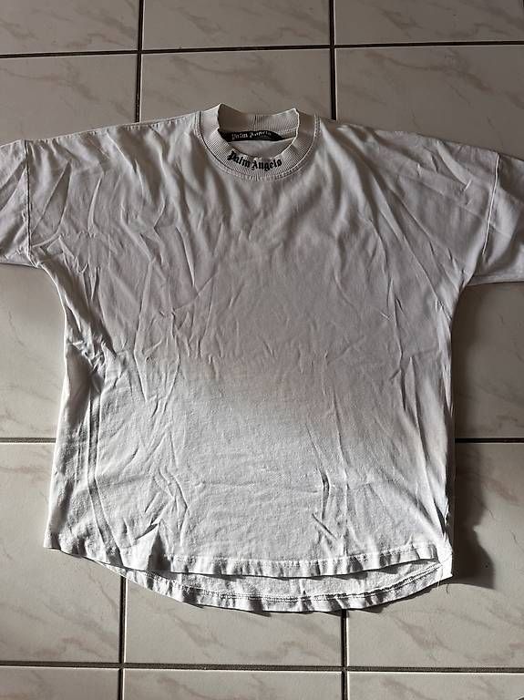 Palm Angels T-Shirts: Palm Angel T-Shirt Grösse S – Gebraucht aus Widnau von dom_d8nm