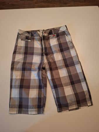 Shorts grau weiss kariert Grösse 158