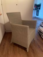 Stuhl mit Lehne, geflochten