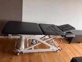 Massagetisch elektrisch höhenverstellbar schwarz 3-teilig...