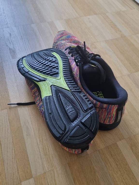 Asics Scarpe da uomo: Asics Sportsneaker Grösse 44/45 – Usato da Schlieren venduto da svex87 1