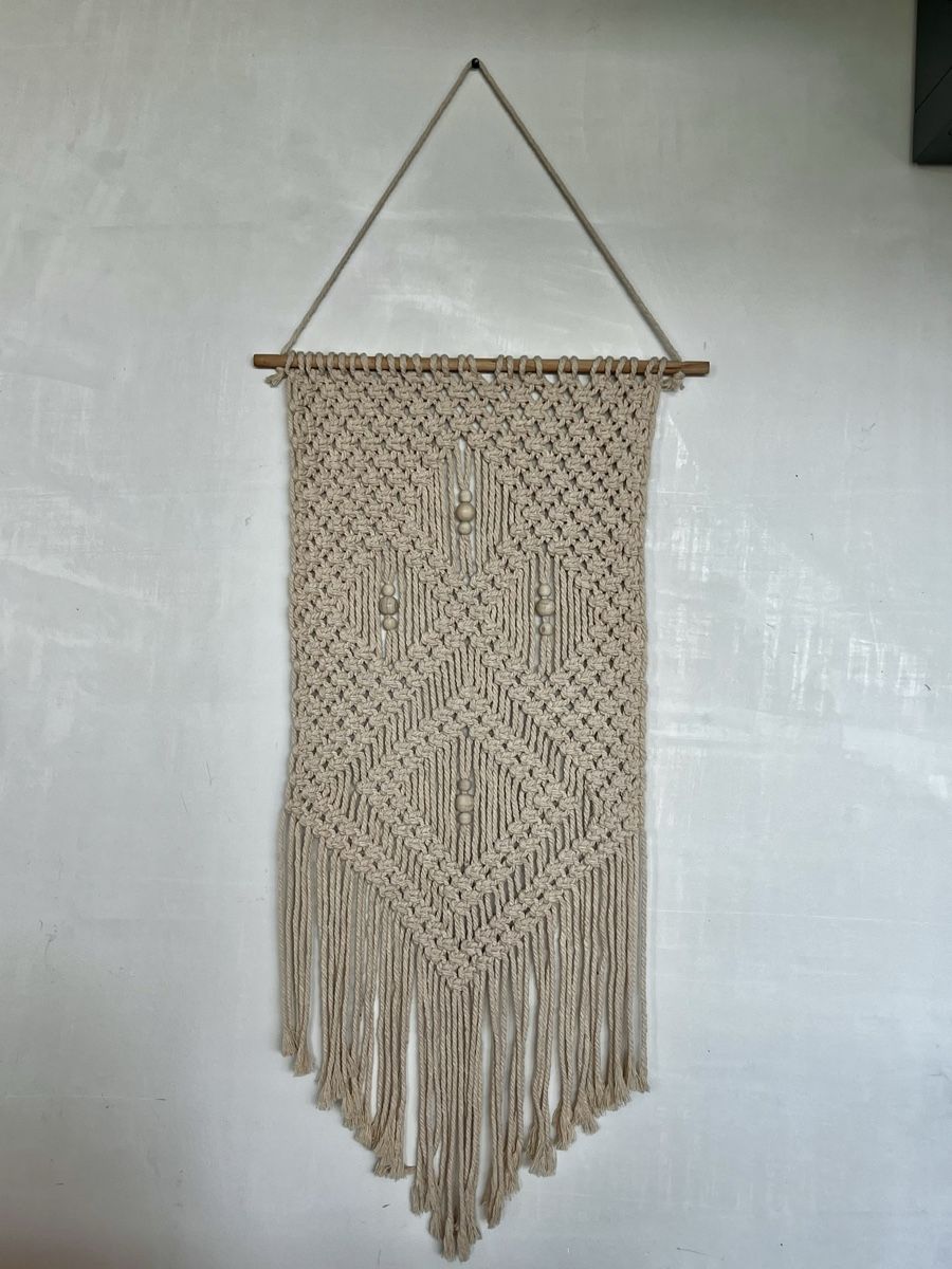 Alle Dekorationen: Macramé wall hanging with beads – Gebraucht aus Oberägeri von Theonose74 2