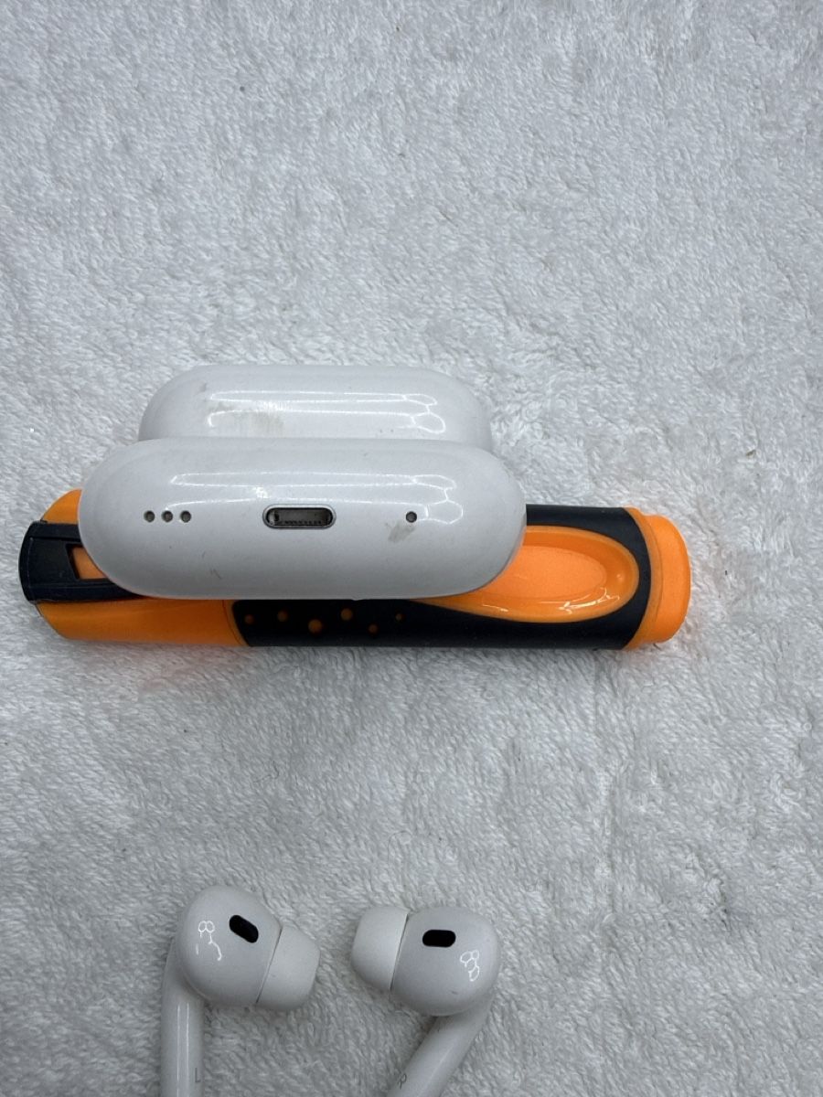 Apple Cuffie: Apple AirPods Pro 2ème génération usagé – Usato da Chenens venduto da anasantos90 2