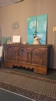 Antike Holztruhe, wohl 17. Jh., 171 x 55 x 90 cm, nur Abholu