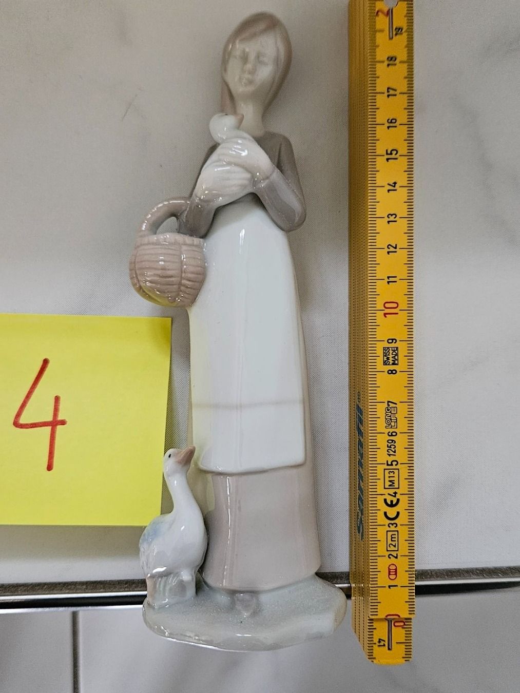 Statuette: Porzellanfigur Gänsehirtin – Usato da Meggen venduto da G7957c24