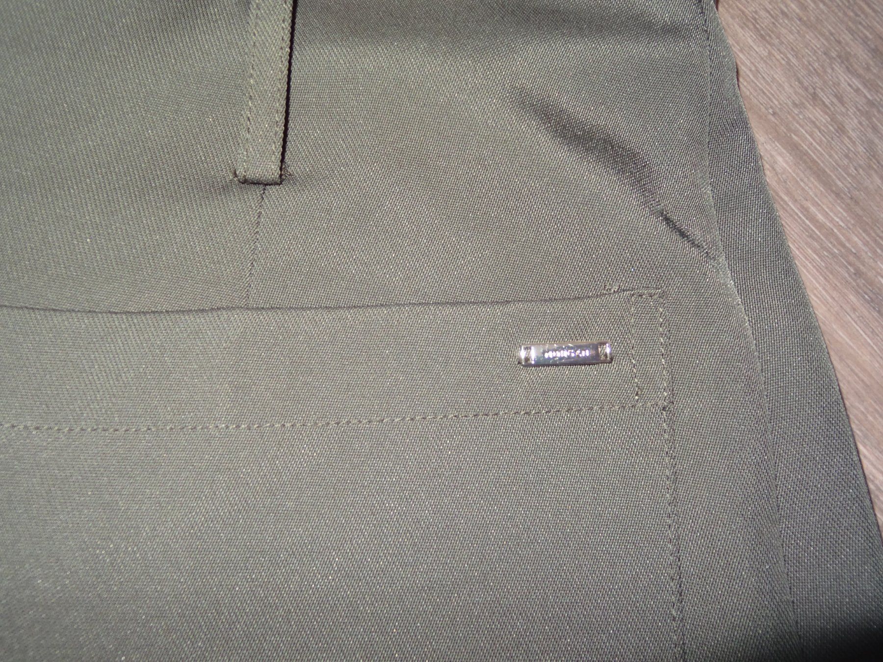 Morgan Pantaloni: Shorts Morgan kaki taille M – Usato da Satigny venduto da salvatore73 2