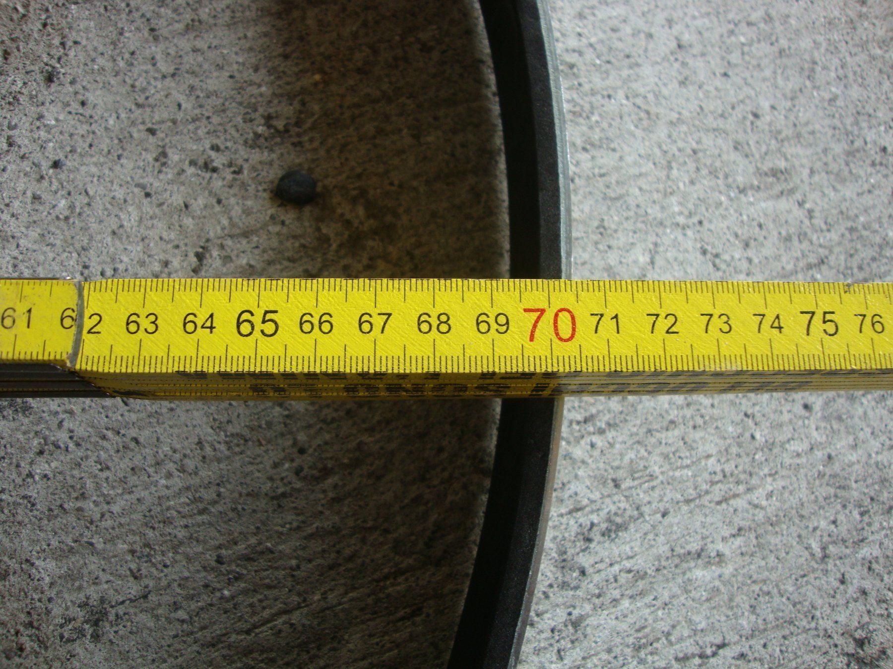 Supporti a parete: Rohrschellen  700mm – Nuovo (secondo la descrizione) da Gross venduto da Triumph67 1