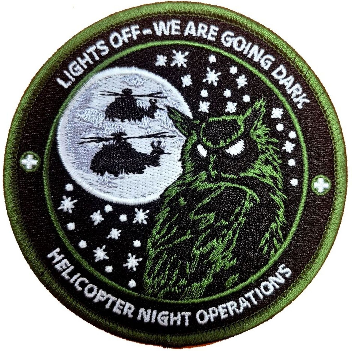 Schweizer Armee Plaketten & Abzeichen: Helikopter Nacht Operationen Eule Super Puma Stoff. – Neu (gemäss Beschreibung) aus Emmenbrücke von airplane47