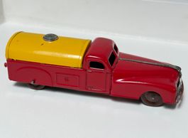 Camion citerne Rico 225