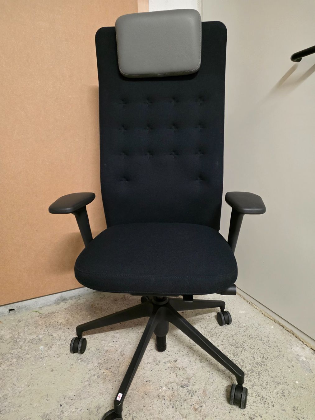 Vitra Sedie: Vitra ID Trim L Bürostuhl – Usato da Zürich venduto da mar_eis667 1