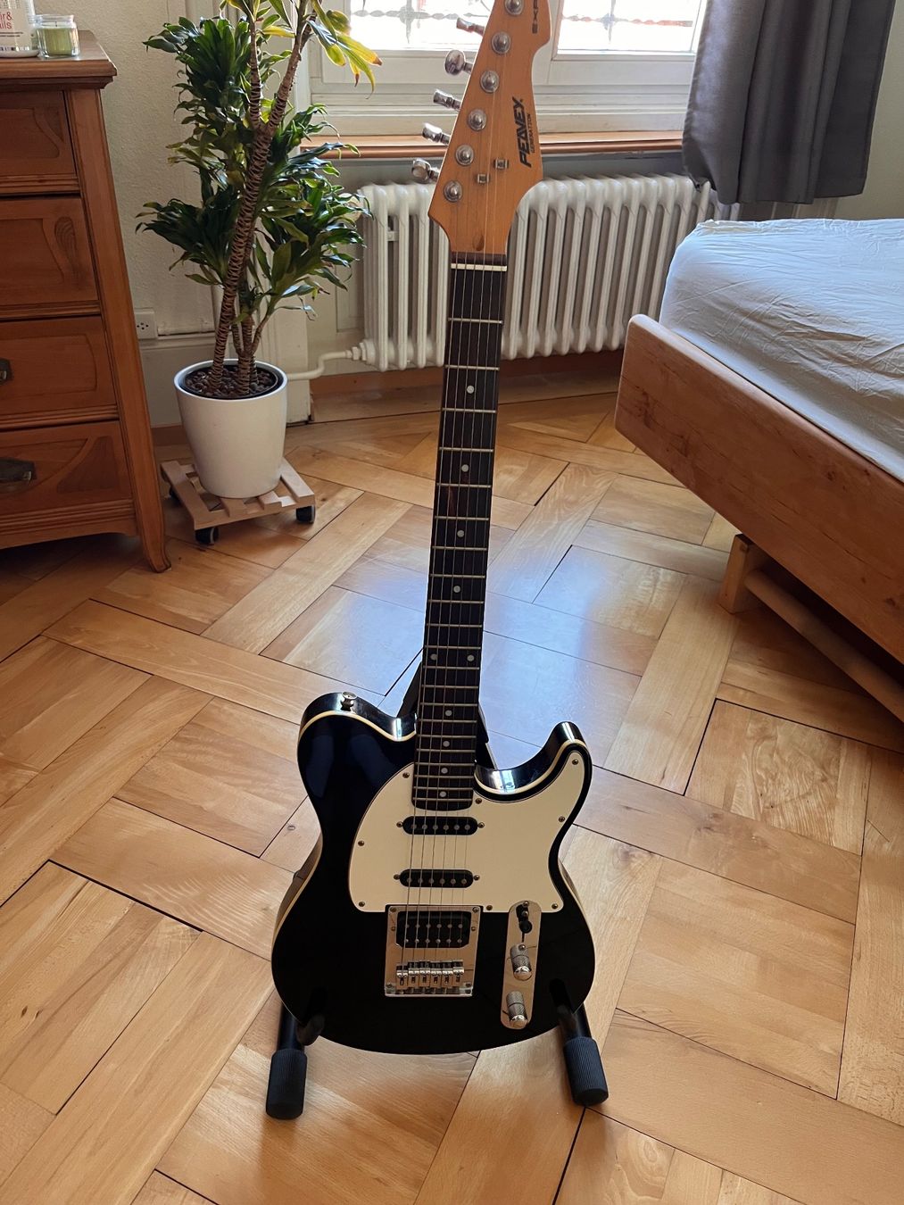 Peavey Musikinstrumente: E-Gitarre Peavey EXP Generation mit Tasche – Gebraucht aus Luzern von Mostei 5
