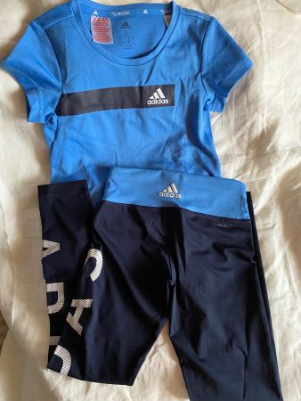 Ensemble Adidas gym fille 10 ans neuf ORIGINAL