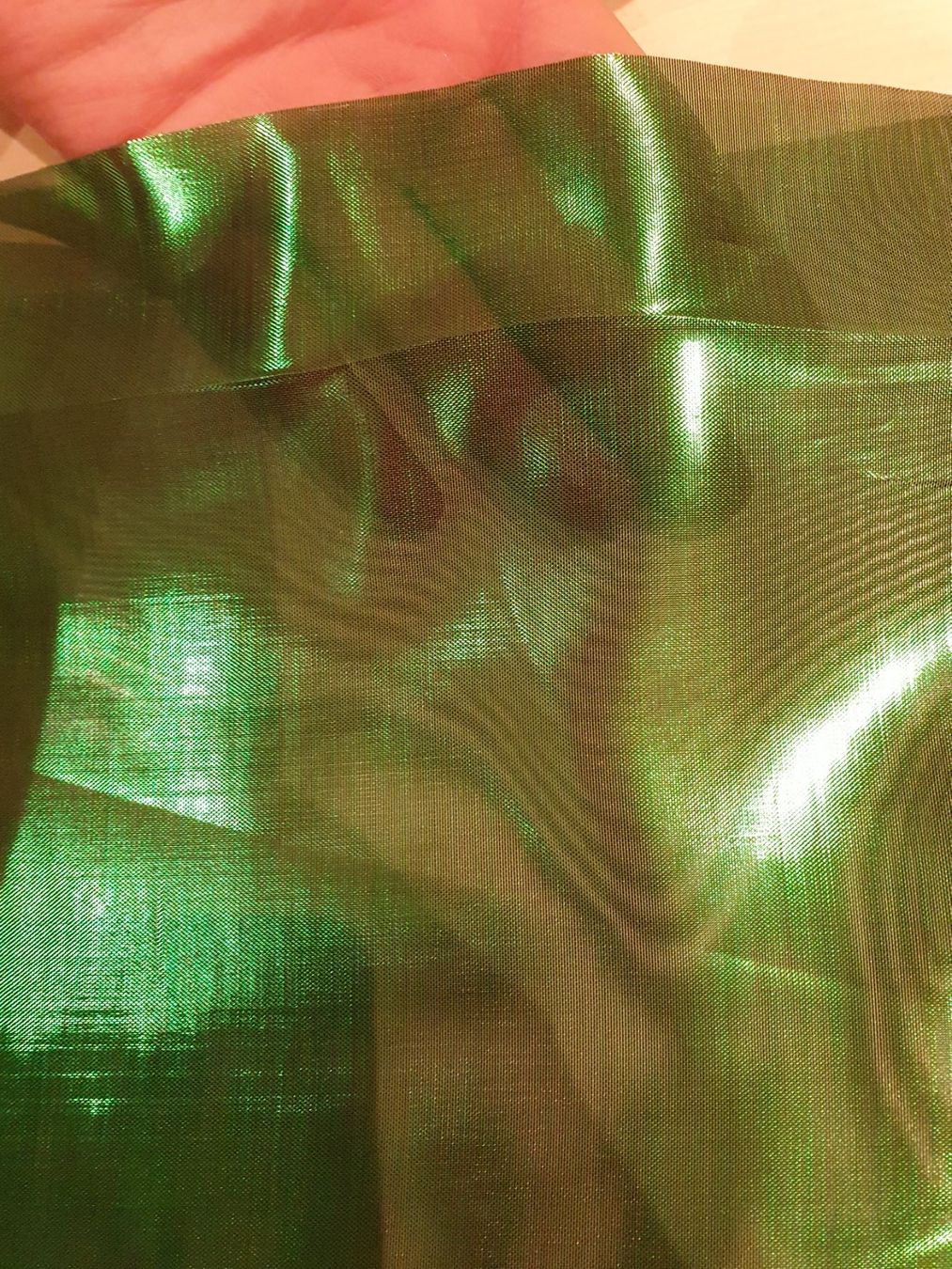 Stoffe: Reststück transparenter glänzender Stoff grün – Neu (gemäss Beschreibung) aus Bärau von schneider_lein 1