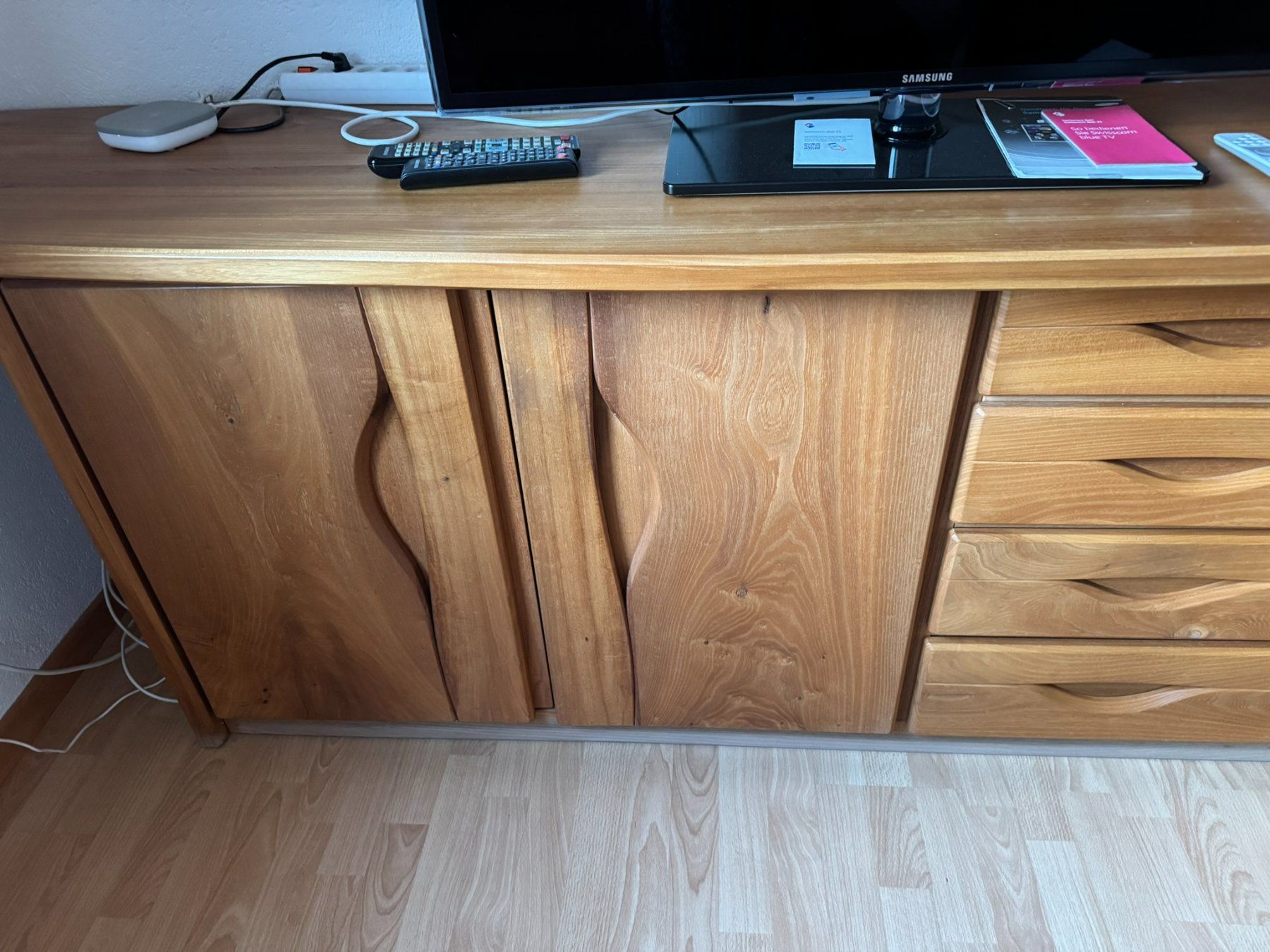 Kommoden: Sideboard, Massivholz vom Schreiner, Unikat – Gebraucht aus Niederuzwil von Holderblueete 4