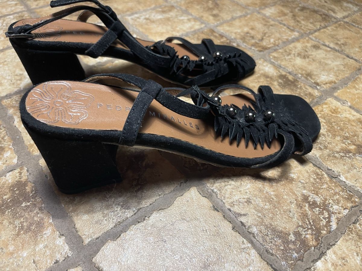 Pedro Scarpe da donna: Sandali Pedro Miralles neri con nappe e borchie Tg 40 – Nuovo (secondo la descrizione) da Gordevio venduto da LanaZimm 5