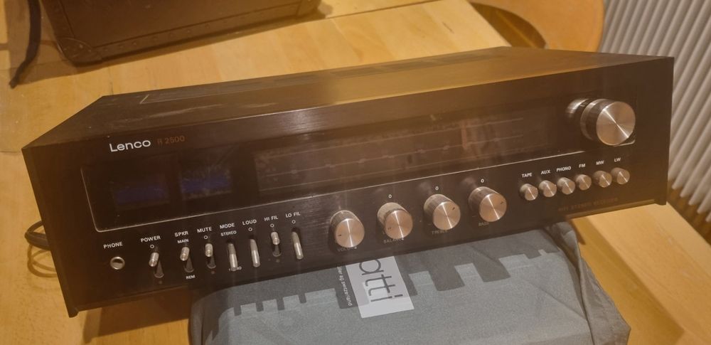 2 x Lenco R 2500 mit Boxen | Kaufen auf Ricardo