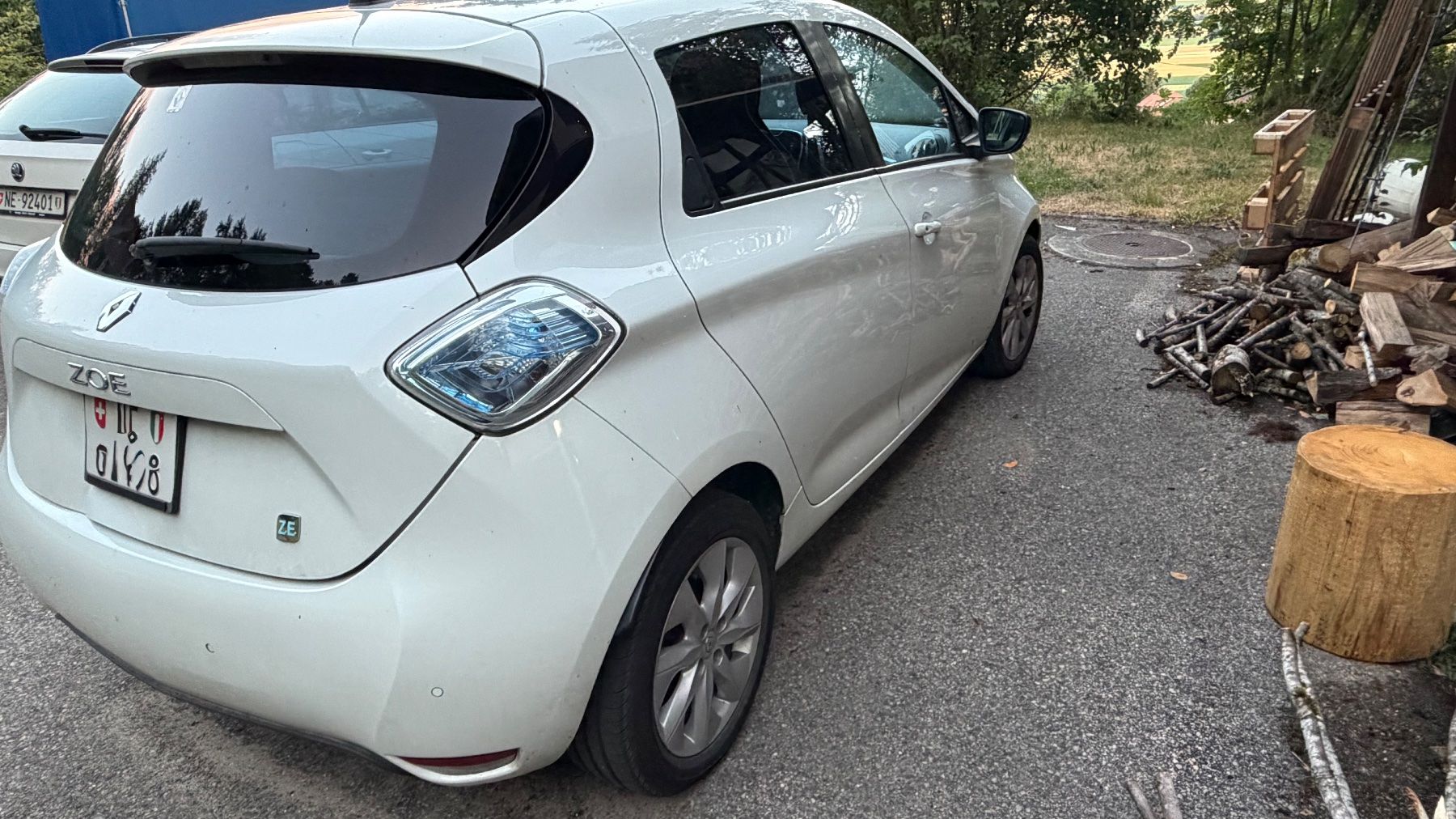 Renault Automobili: Renault Zoe 2013 – Difettoso da Chézard-St-Martin venduto da ism6809 5