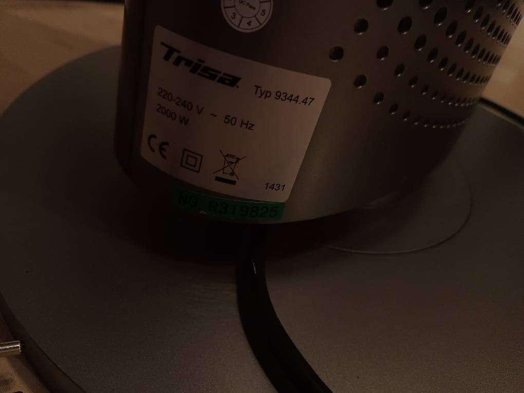 Trisa Radiatori: Heizstrahler Heizung Trisa – Usato da Liestal venduto da mad_9w6f 2