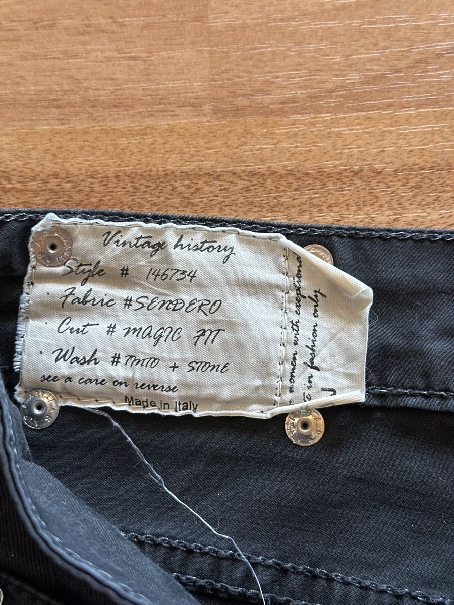 Liu Jo Pantaloni: Liu Jo Jeans Gr. 28 einf. Bundweite 37 cm – Usato da St. Gallen venduto da mai_zpt7 2