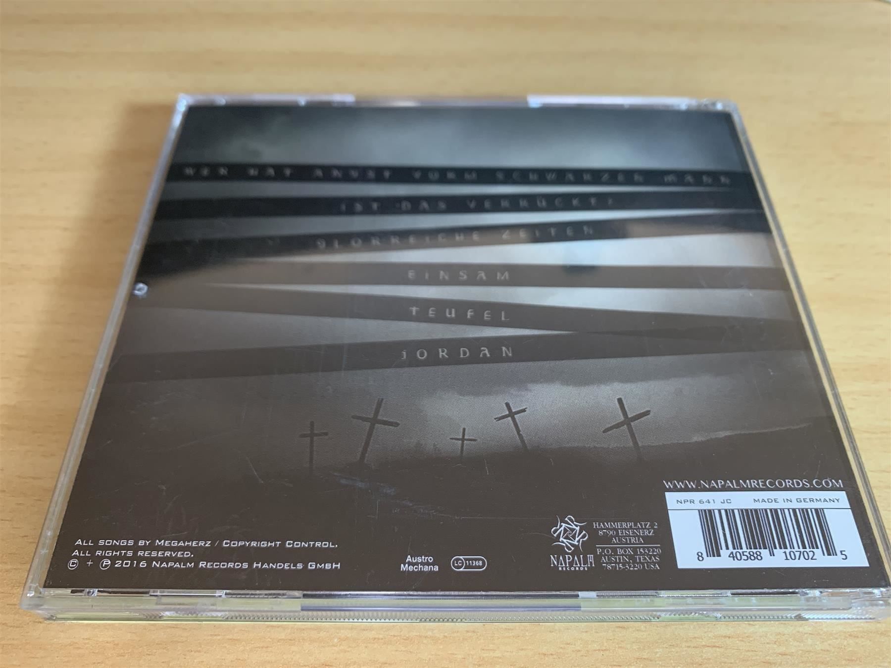 CD: Megaherz – Erdwärts – Usato da Rikon im Tösstal venduto da Alpenmutz 1