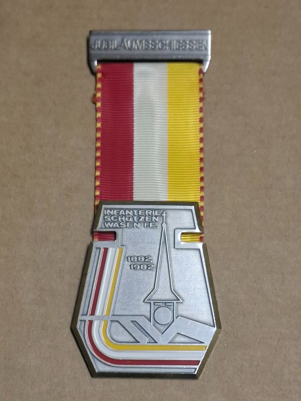 Medaglie: Wasen i. E. Jubiläum 1982 (D96) – Usato da Schwanden GL venduto da Suvorov 2