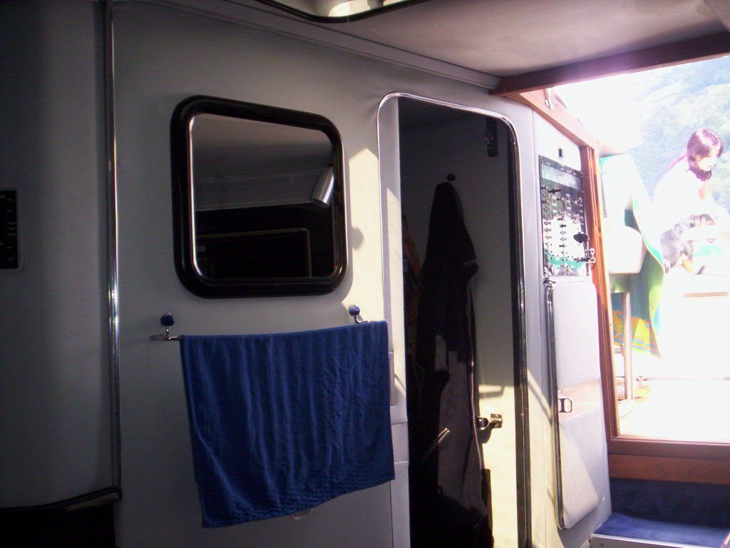 Scarab Boote: WELLCRAFT SCARAB 42 -  EINTAUSCH MÖGLICH – Gebraucht aus Avenches von BOOTTRANSPORTE 8