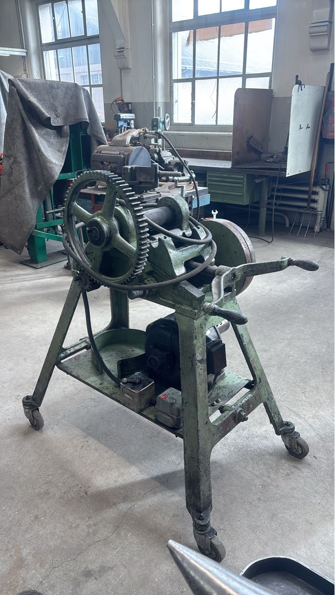 Toutes les machines: Biegemaschine – D'occasion à Lyssach par sim_5mjl