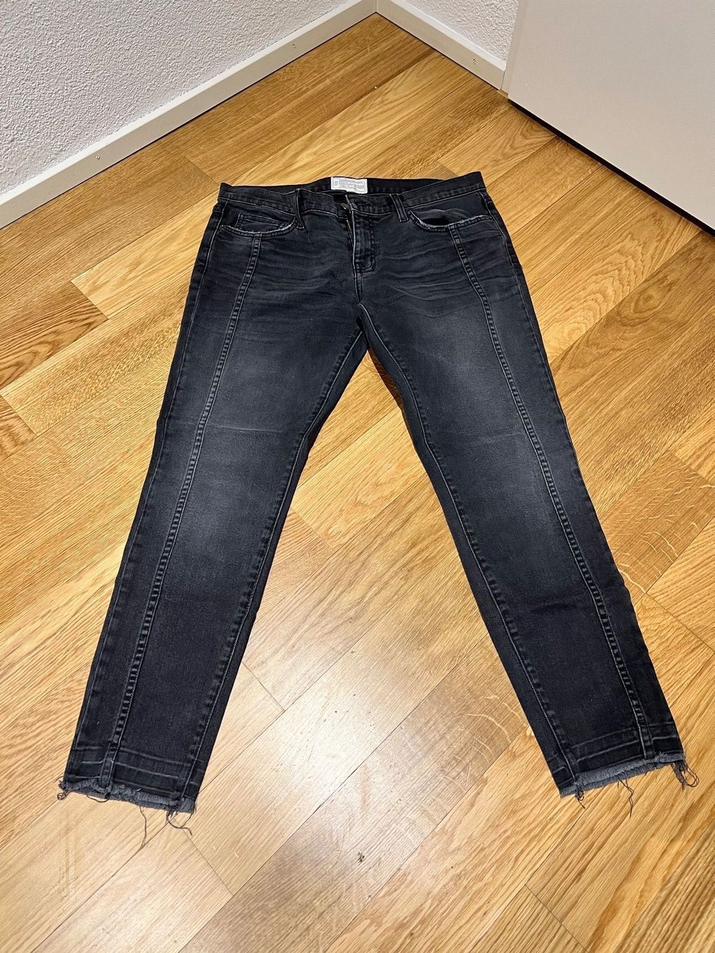 Jeans: Current/Elliott Jeans – Usato da Wetzikon ZH venduto da KikiZu