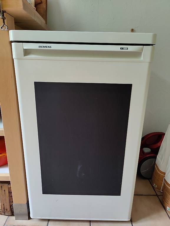 Siemens Gefrierschrank: Gefrierschrank Siemens – Gebraucht aus Davos Platz von ber_zfv9