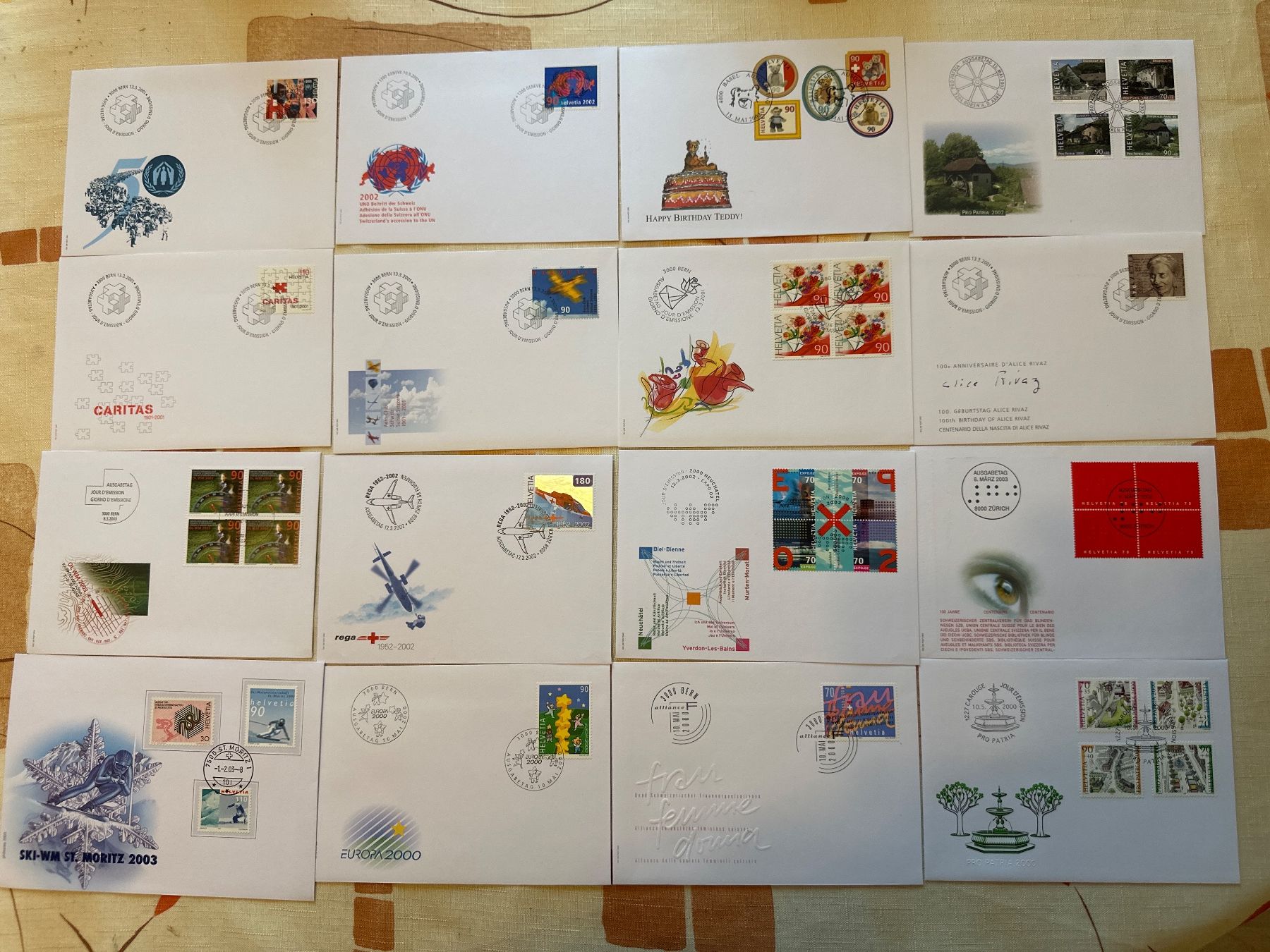 Tutti i francobolli: Briefmarken Ersttagsbriefe Schweiz – Nuovo (secondo la descrizione) da Schaffhausen venduto da D-MAC